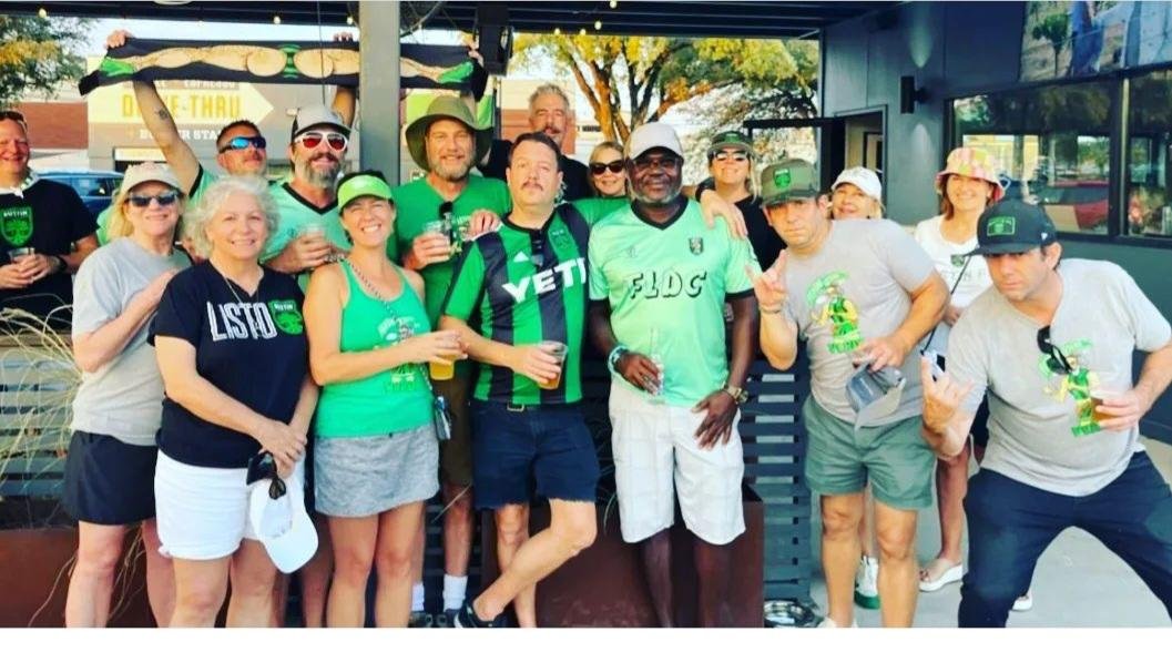 The Fighting Leslies crew